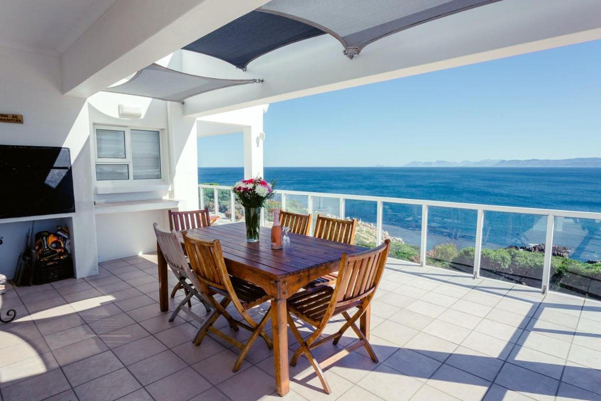Hotel 49 On Cliff à Gansbaai Extérieur photo